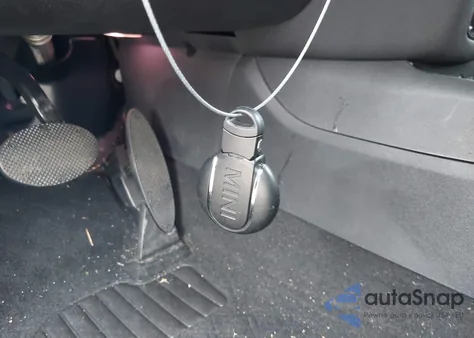 2017 Mini Clubman Cooper z USA, uszkodzony, nr VIN WMWLU1C31H2F28787